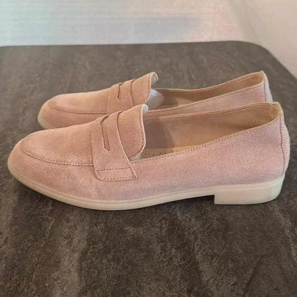 Gabor Loafer (Women) - Rose. Size 5 - Picture 3 of 6